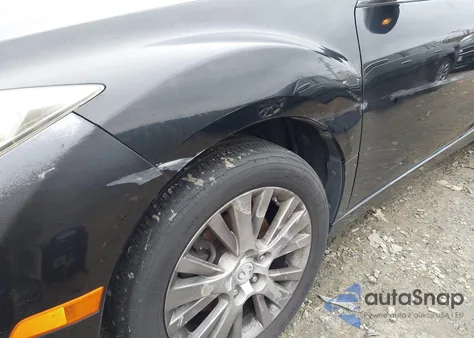 2010 Mazda Mazda6 I Touring Plus z USA, uszkodzony, nr VIN 1YVHZ8CH0A5M06982